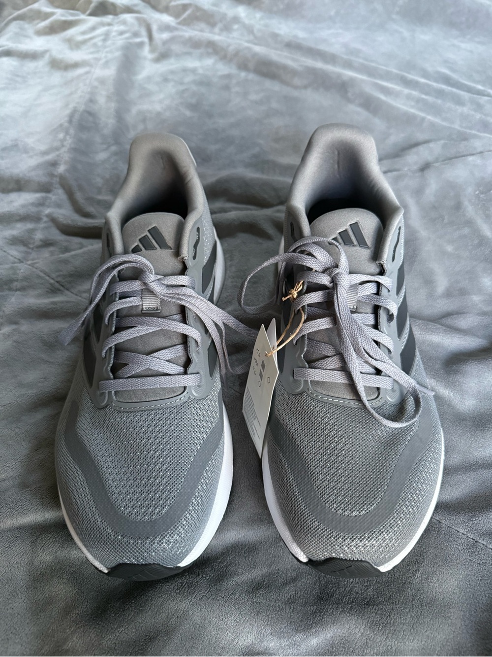 MENS RUNFALCON 5.0 RUNNING SHOE - Picture 2 of 5